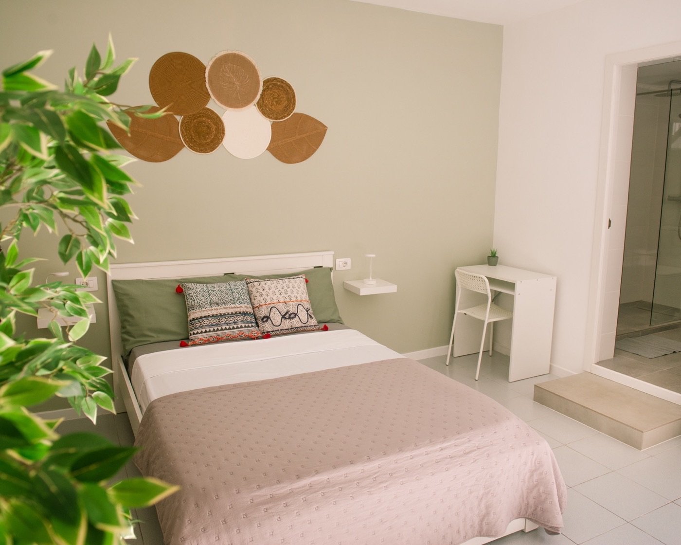 ensuite double room in tenerife